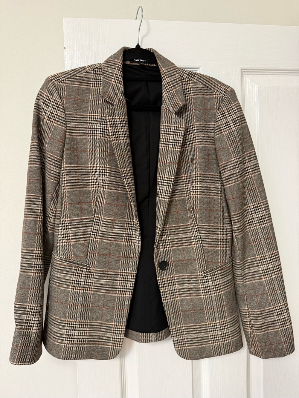 Express Men's Plaid Sport Coat in Brown and Black